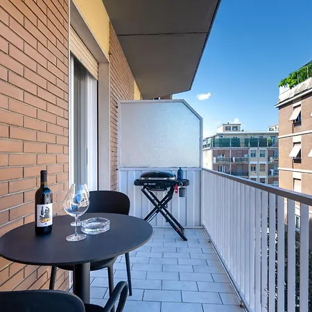 Апартаменты Guesthost - Modern Balcony! Парма
